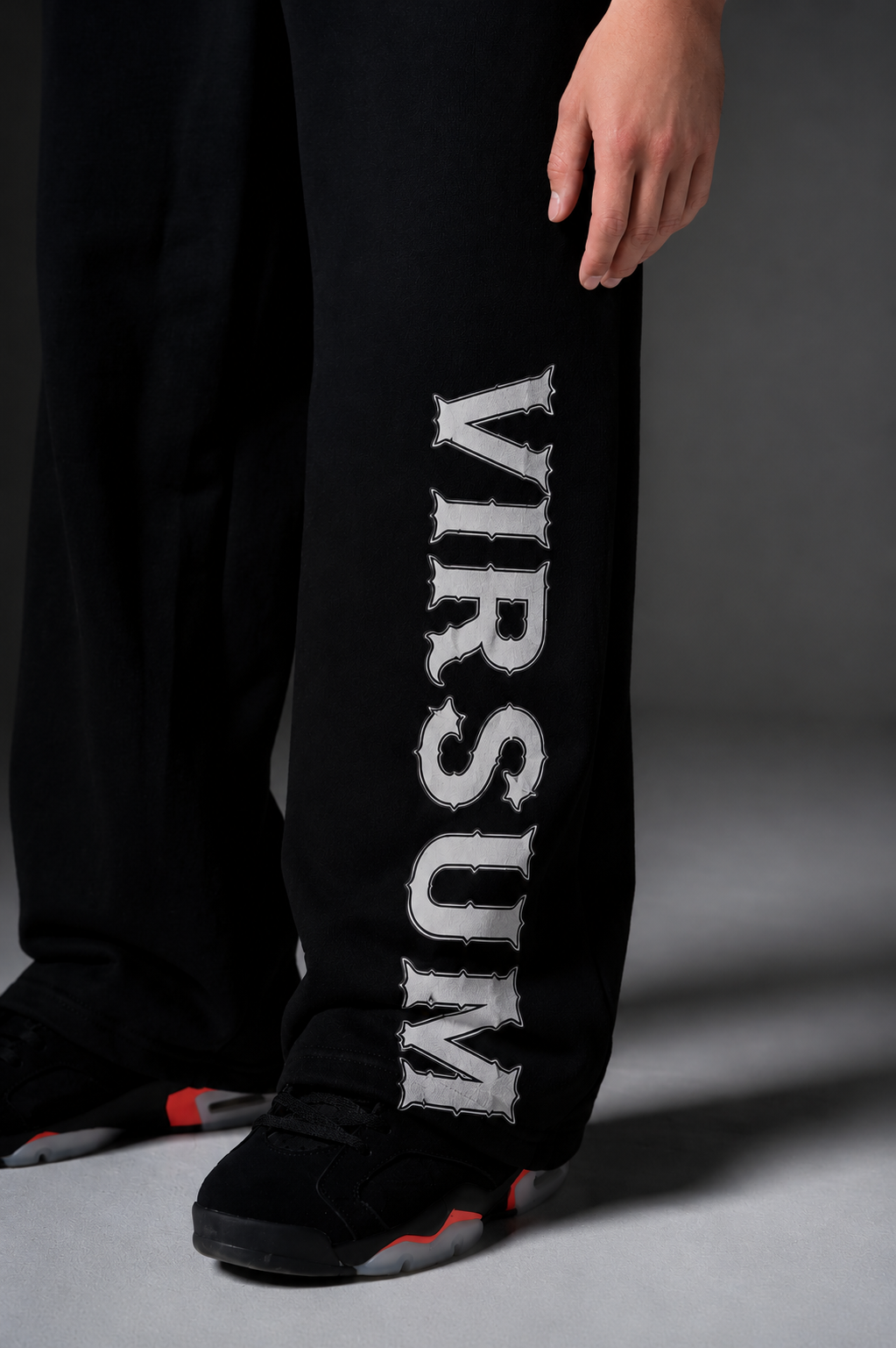 Signature Heavyweight Jogger